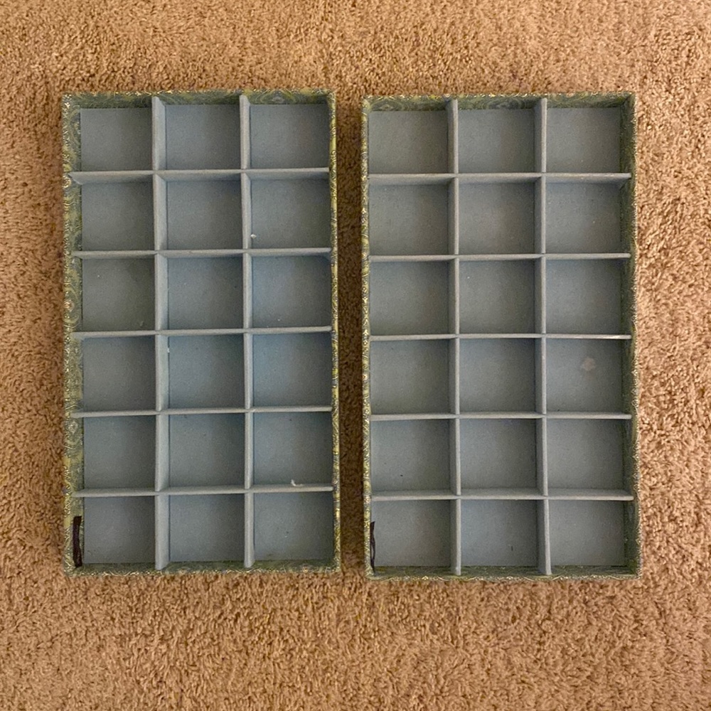 Jewelry organizers